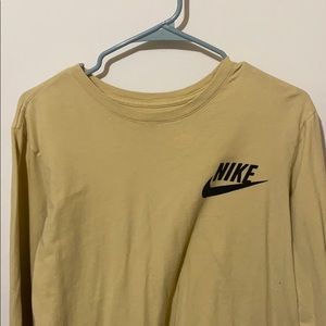 Vintage long-sleeve nike tee